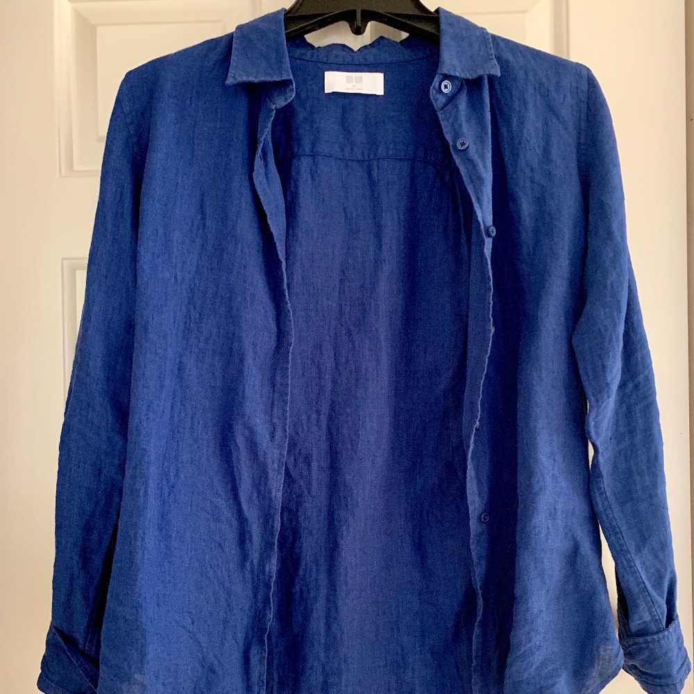 Uniqlo vintage navy blue button down shirt